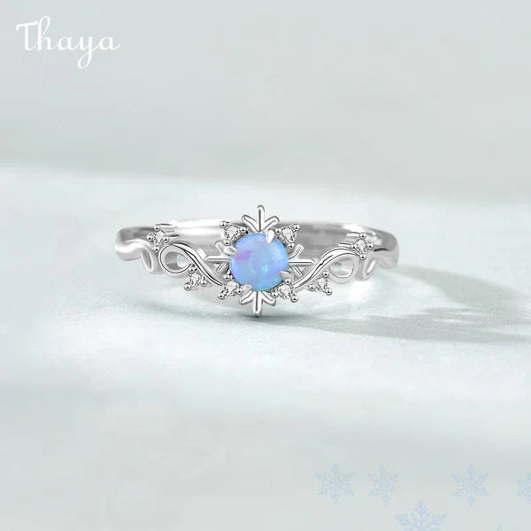 Thaya 925 Silver Christmas Snowflake Ring